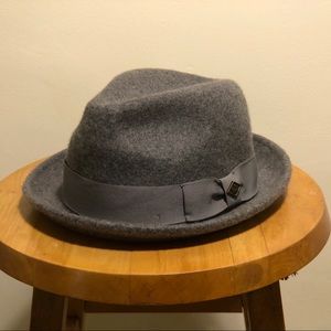 GRAY GOORIN BROS FEDORA HAT